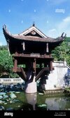 vietnam-chua-mot-cot-or-one-pillar-pagoda-dien-huu-temple-hanoi-one-pillar-pagoda-or-chua-mot-...jpg