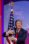 14TRUMP-FLAGS-04-jqmb-articleLarge.jpg