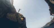 3odn2RCIzApoY.gif